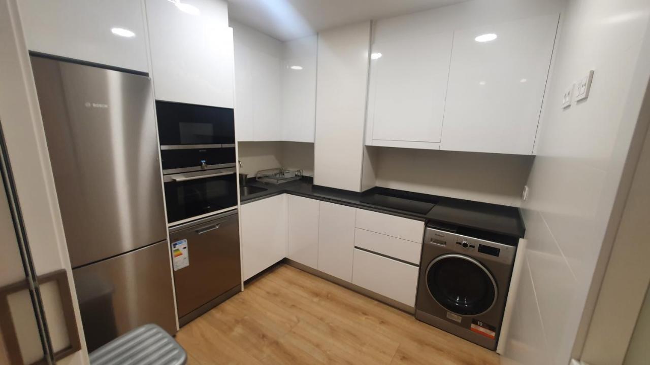 Apartamento Esmex - Amplio y espectacular piso pegado a la playa, 3Hab Gijón Exterior foto